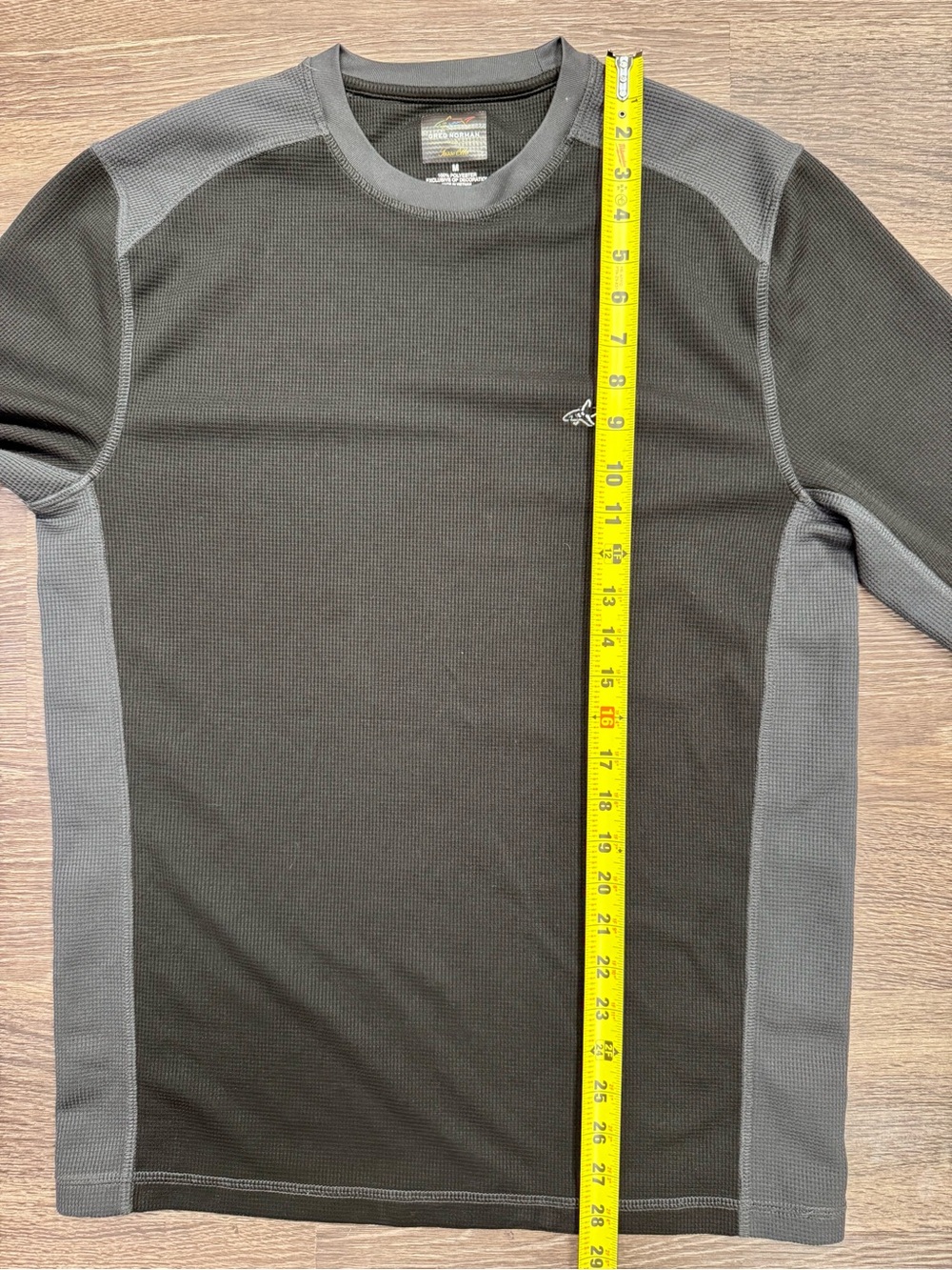 Greg Norman for Tasso Elba Thermal Performance Shirt Mens M Black Gray - Picture 6 of 6